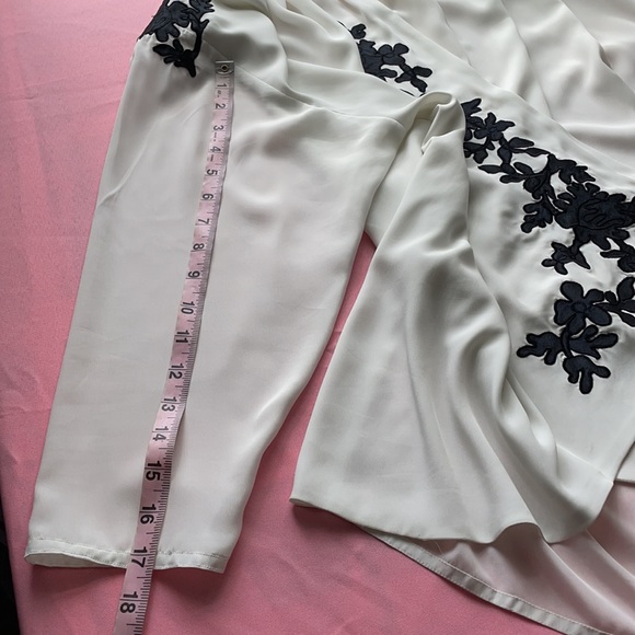 Victoria Secret Vintage Gold Label Wrap Blouse Black Applique - Picture 12 of 12